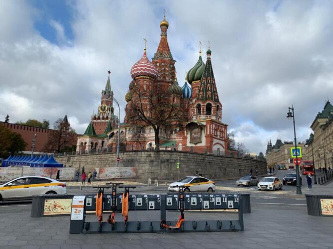 стойка для самокатов